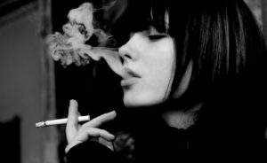 写真あり 超意外なタバコ喫煙者 女性芸能人２６選一覧 あの清純派