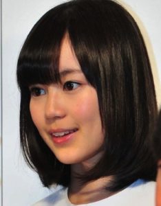 生田絵梨花は歯列矯正をしていたが それ以外は整形してなく生粋の美人だったことが判明 世間の声をいつでもあなたに