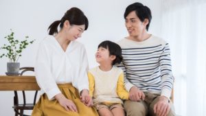 柳葉敏郎の嫁 裕子の顔画像を公開 おしどり夫婦で有名だが 実は子供の教育方針で対立していた 世間の声をいつでもあなたに